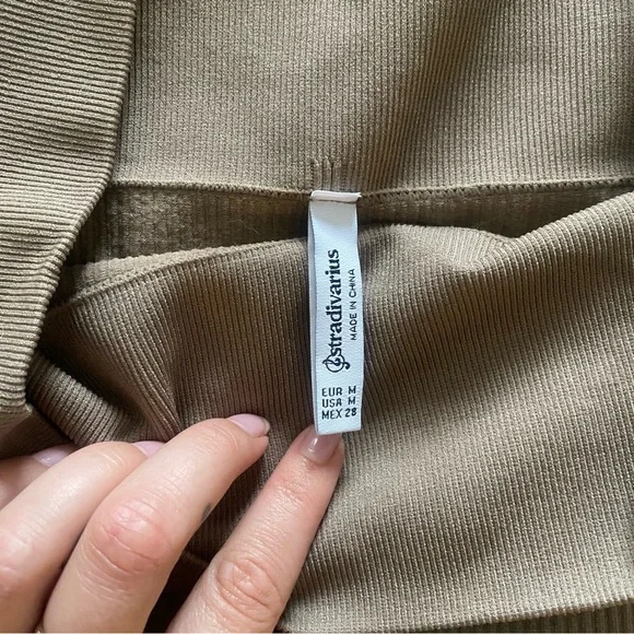Stradivarius Seamless Tan Ribbed Leggings - Picture 3 of 6